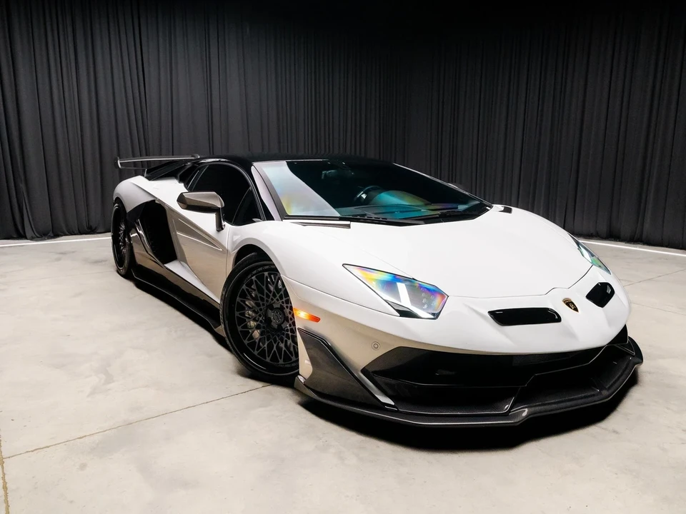 2013 Lamborghini Aventador LP700-4 - Image 11 of 12