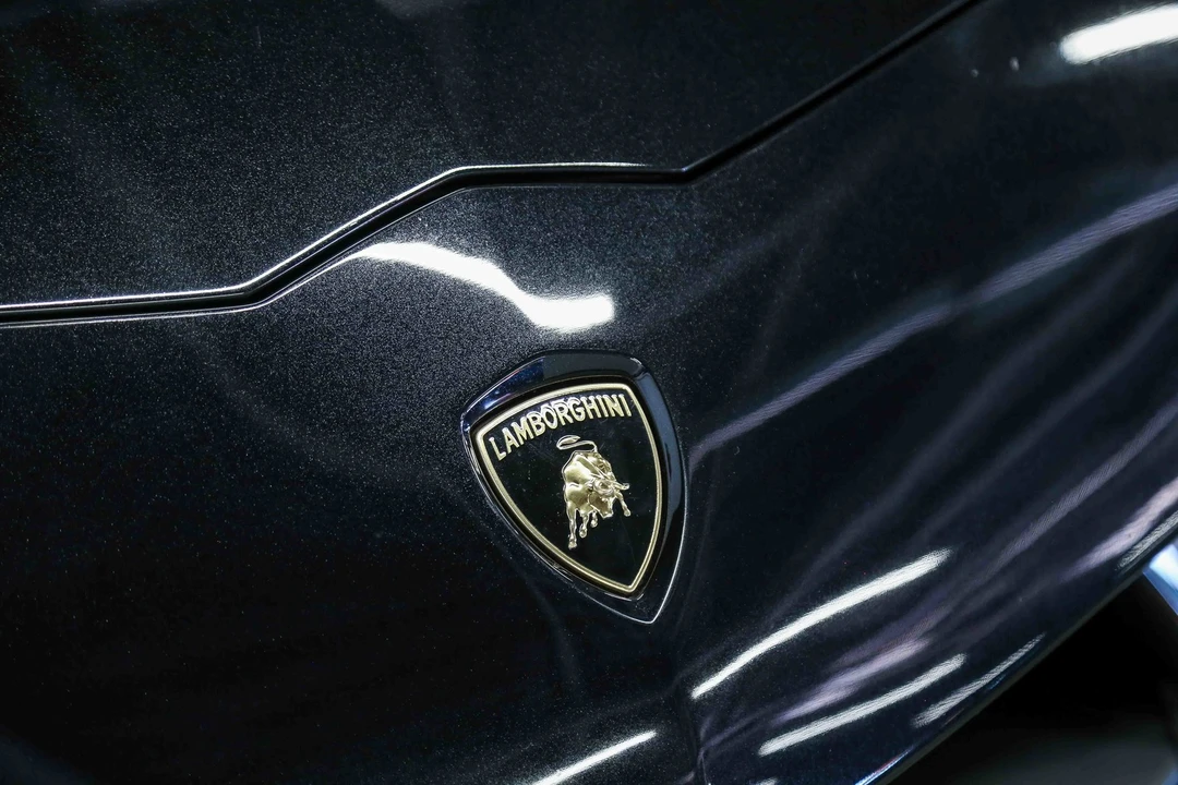 2013 Lamborghini Aventador LP700-4 - Image 21 of 31