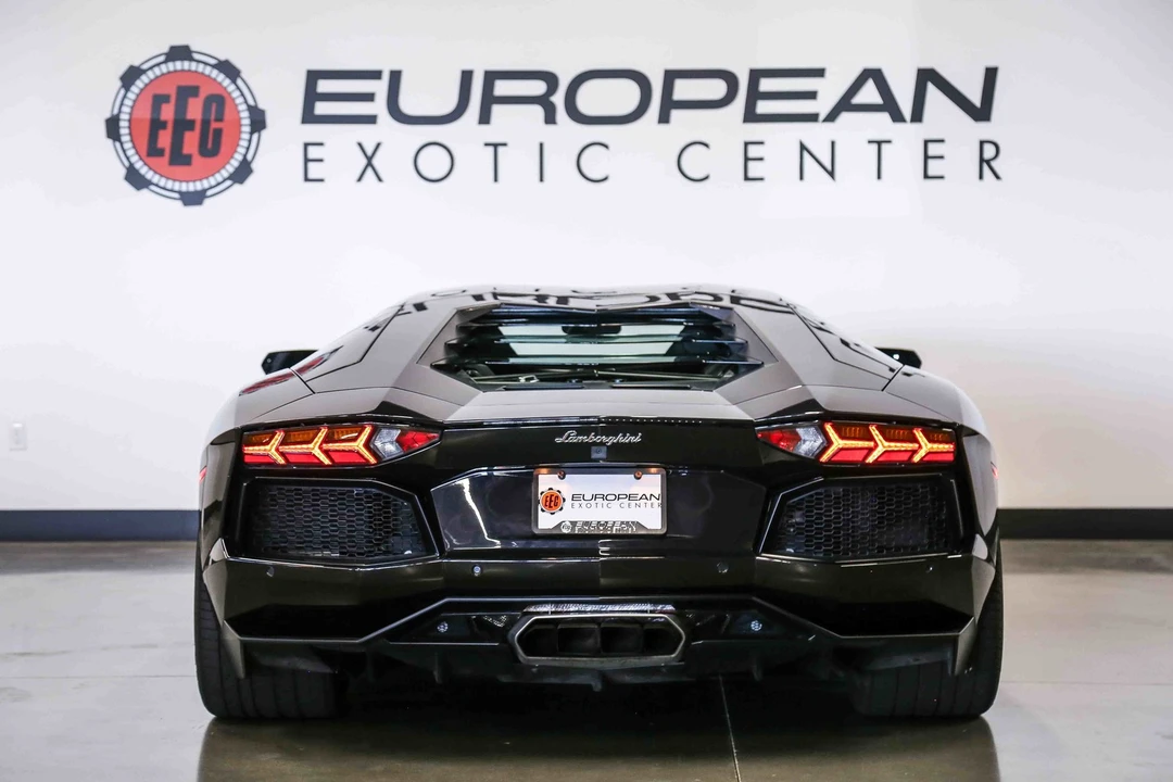 2013 Lamborghini Aventador LP700-4 - Image 10 of 31