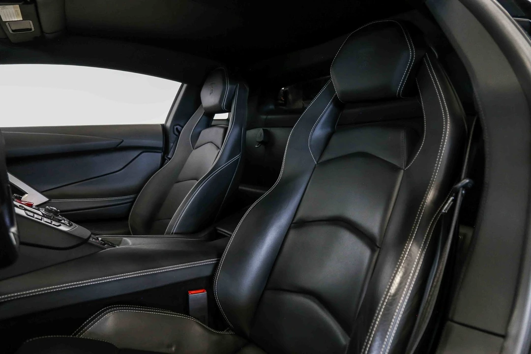 2013 Lamborghini Aventador LP700-4 - Image 4 of 31