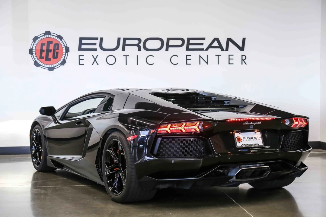 2013 Lamborghini Aventador LP700-4 - Image 9 of 31