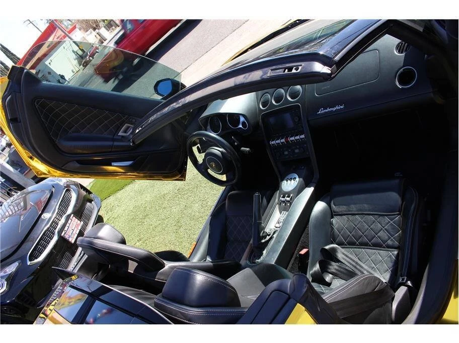 2013 Lamborghini Gallardo - Image 14 of 20