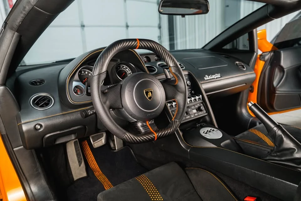 2013 Lamborghini Gallardo LP550-2 - Image 2 of 19