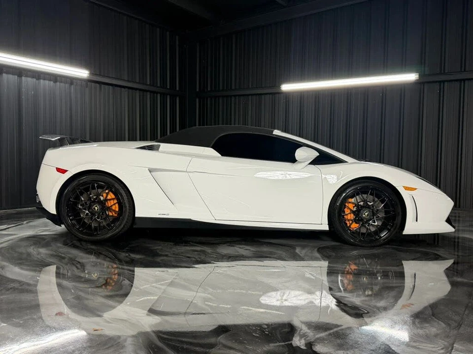 2013 Lamborghini Gallardo LP550-2 - Image 6 of 19