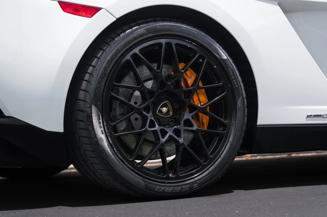 2013 Lamborghini Gallardo LP550-2 - Image 15 of 31