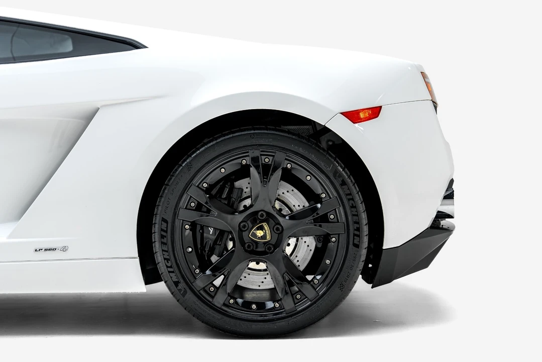 2013 Lamborghini Gallardo LP560-4 - Image 14 of 31