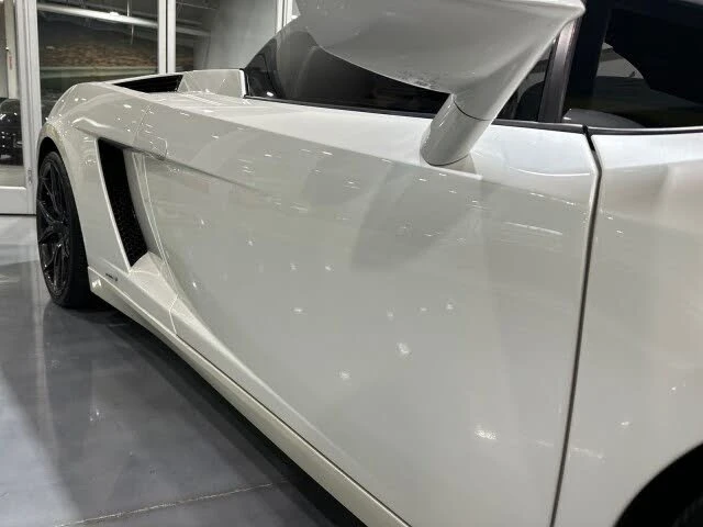 2013 Lamborghini Gallardo LP560-4 - Image 16 of 31