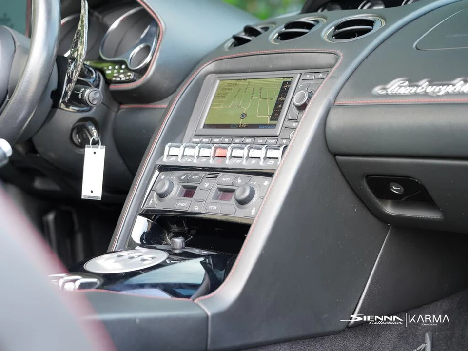 2013 Lamborghini Gallardo LP570-4 Spyder Performante - Image 29 of 31