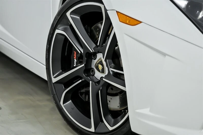 2013 Lamborghini Gallardo LP560-4 - Image 4 of 31