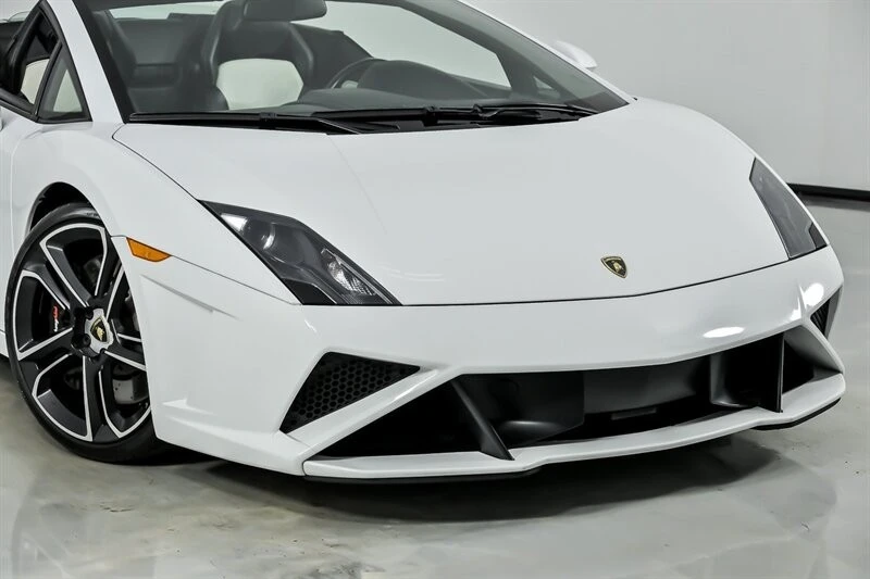 2013 Lamborghini Gallardo LP560-4 - Image 3 of 31