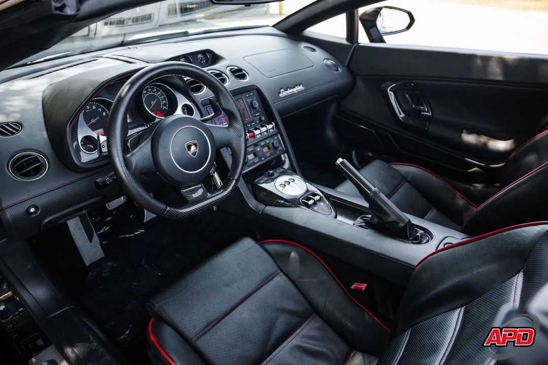 2013 Lamborghini Gallardo LP570-4 Spyder Performante - Image 2 of 12