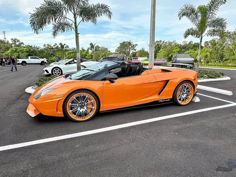 2013 Lamborghini Gallardo LP 570-4 Performante Spyder Convertible 2D