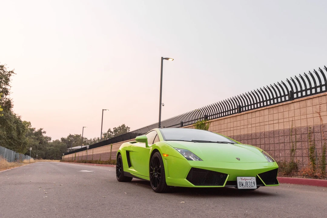 2013 Lamborghini Gallardo LP550-2 - Image 2 of 31