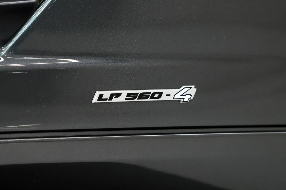 2013 Lamborghini Gallardo LP560-4 - Image 10 of 12