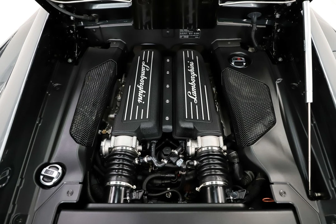 2013 Lamborghini Gallardo LP560-4 - Image 5 of 12