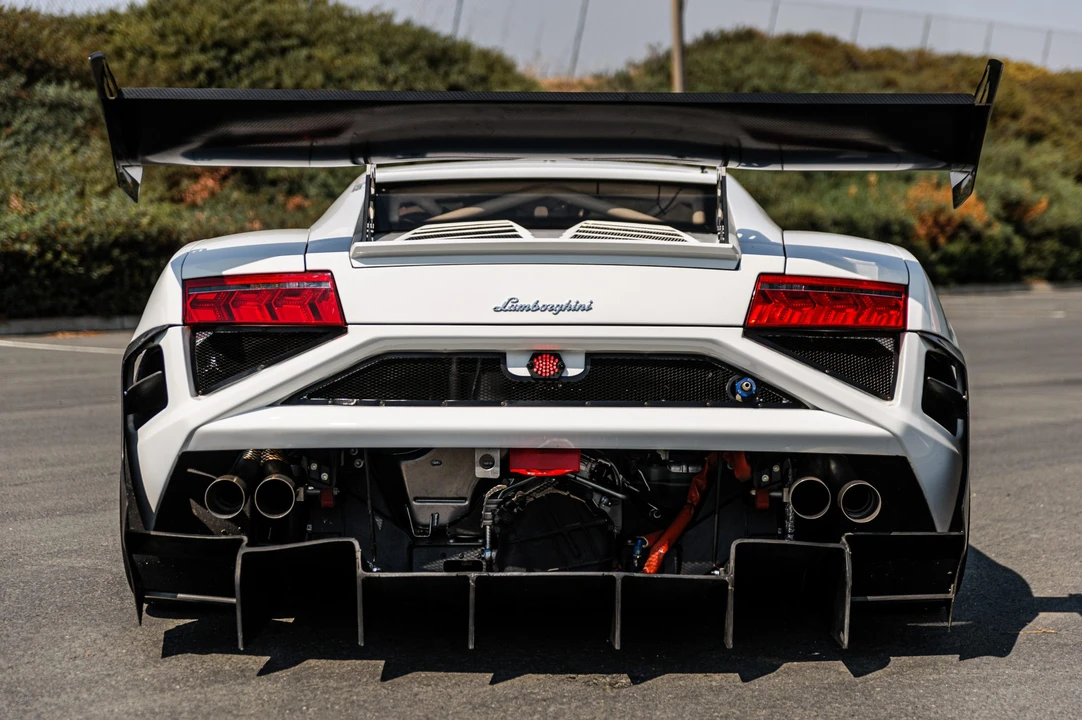 2013 Lamborghini Gallardo LP570-4 Super Trofeo Stradale - Image 10 of 31