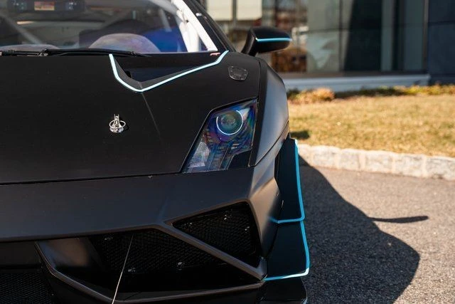 2013 Lamborghini - Image 4 of 31