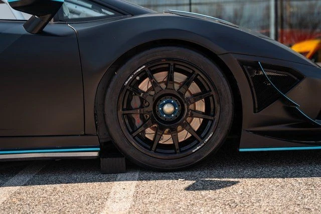 2013 Lamborghini Gallardo LP570-4 Super Trofeo Stradale - Image 20 of 31