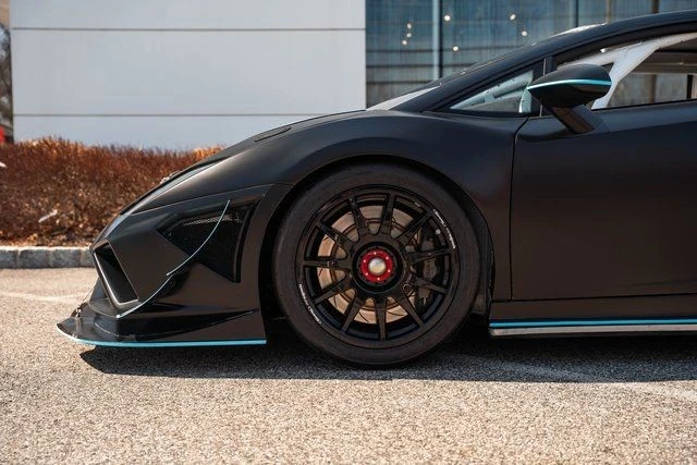 2013 Lamborghini - Image 8 of 31