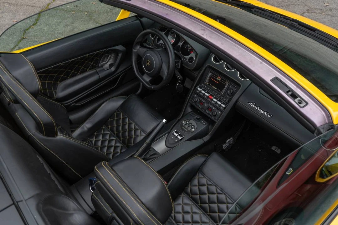 2013 Lamborghini Gallardo LP550-2 - Image 8 of 19