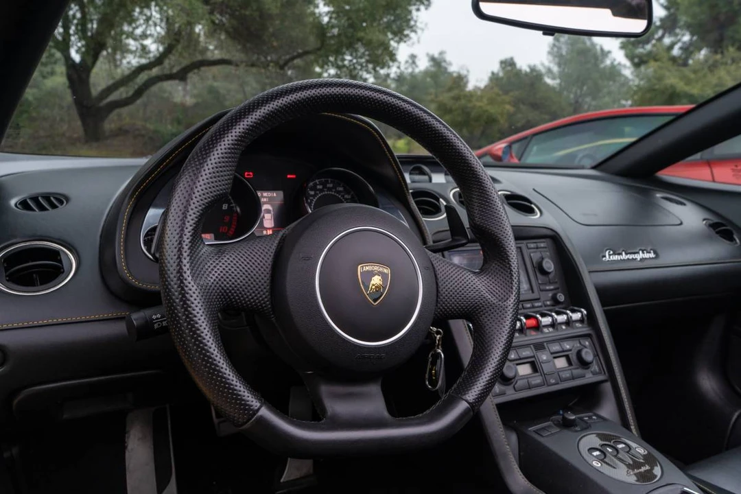 2013 Lamborghini Gallardo LP550-2 - Image 6 of 19