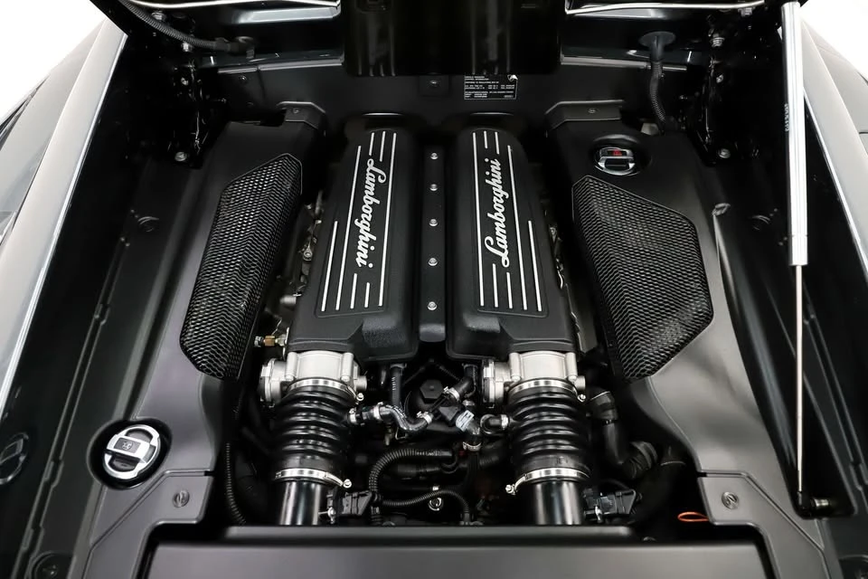 2013 Lamborghini Gallardo - Image 5 of 20