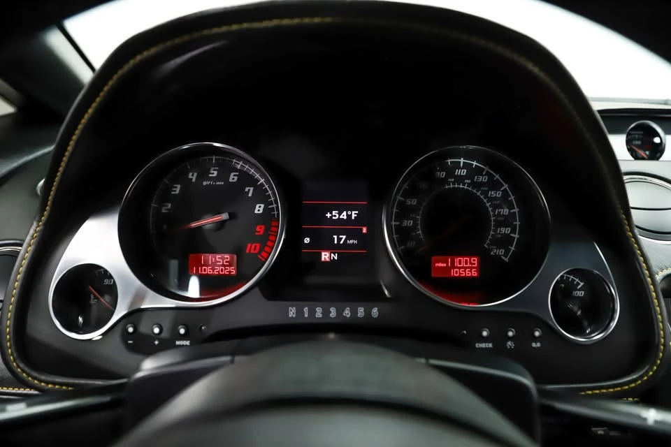 2013 Lamborghini Gallardo - Image 17 of 20