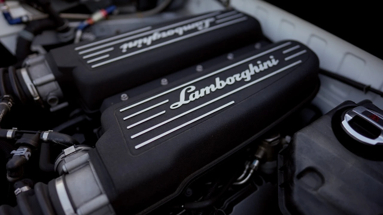 2013 Lamborghini Gallardo - Image 26 of 31