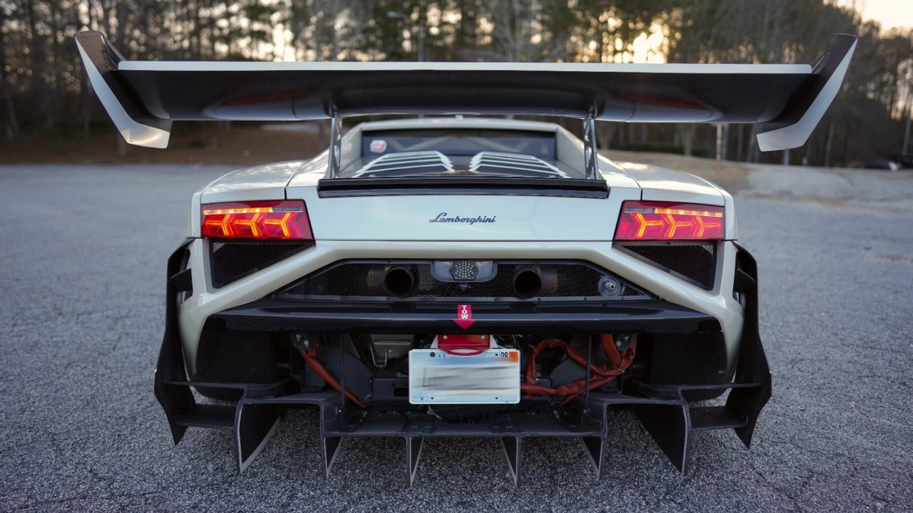 2013 Lamborghini Gallardo - Image 19 of 31