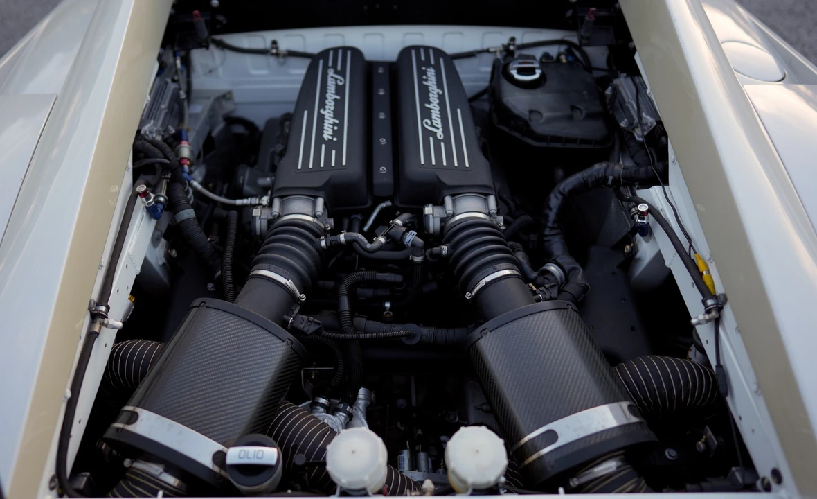 2013 Lamborghini Gallardo - Image 25 of 31