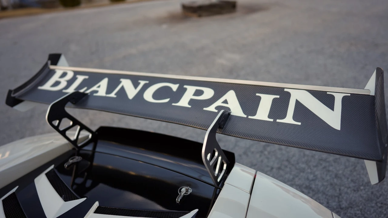 2013 Lamborghini Gallardo - Image 9 of 31