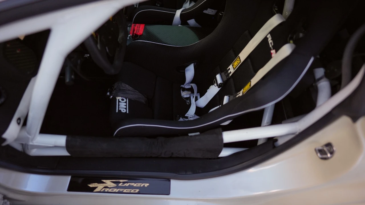 2013 Lamborghini Gallardo - Image 30 of 31