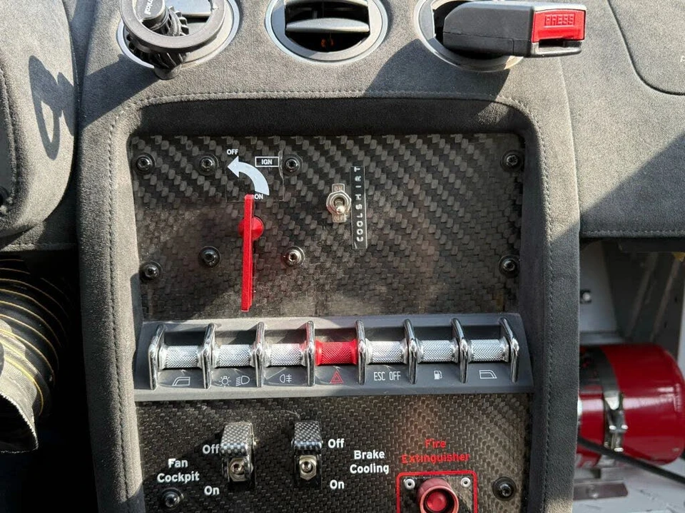 2013 Lamborghini Gallardo - Image 19 of 28