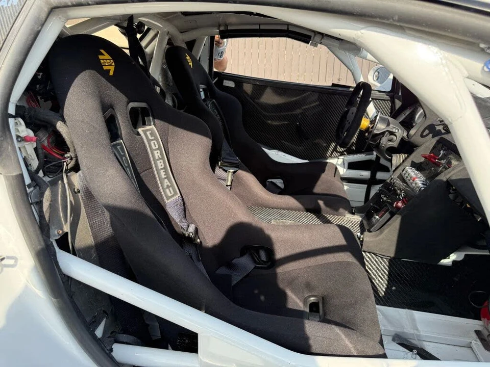 2013 Lamborghini Gallardo - Image 12 of 28