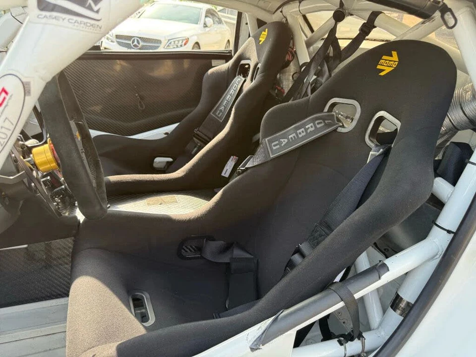 2013 Lamborghini Gallardo - Image 13 of 28