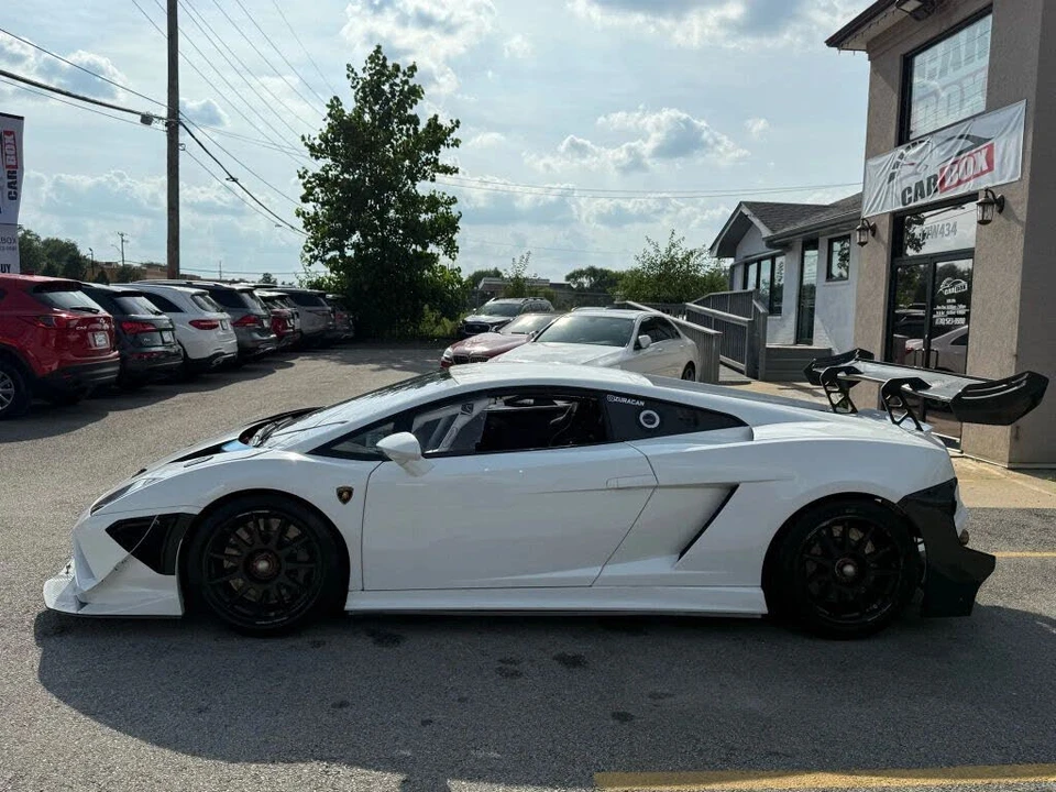 2013 Lamborghini Gallardo - Image 22 of 28