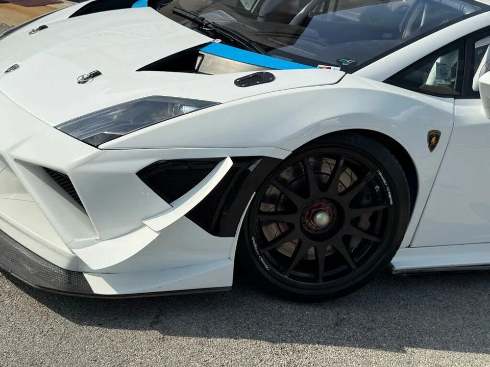 2013 Lamborghini Gallardo - Image 6 of 28