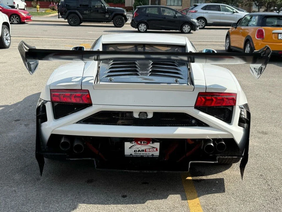 2013 Lamborghini Gallardo - Image 15 of 28