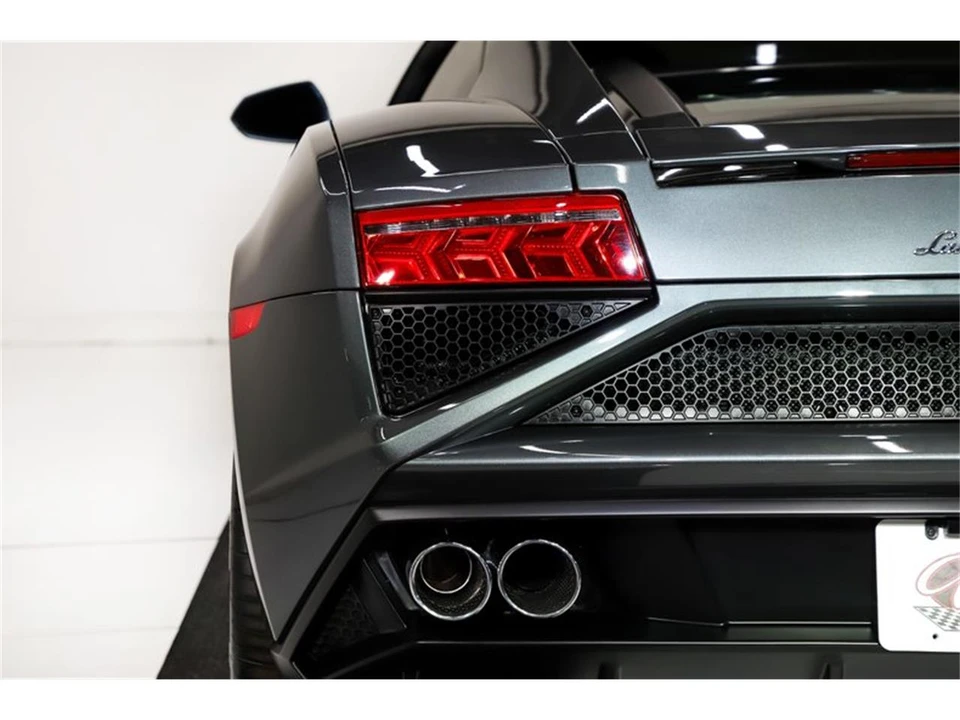 2013 Lamborghini Gallardo - Image 29 of 31