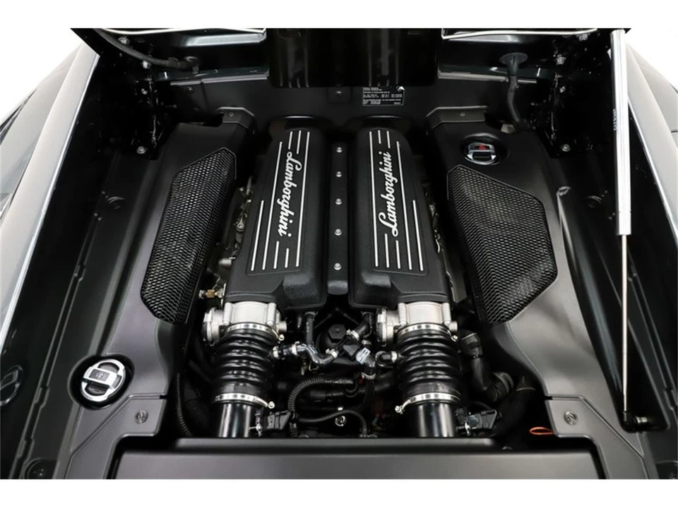 2013 Lamborghini Gallardo - Image 5 of 31