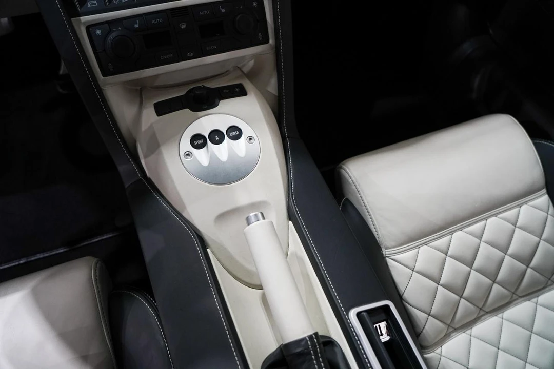 2013 Lamborghini Gallardo - Image 12 of 21