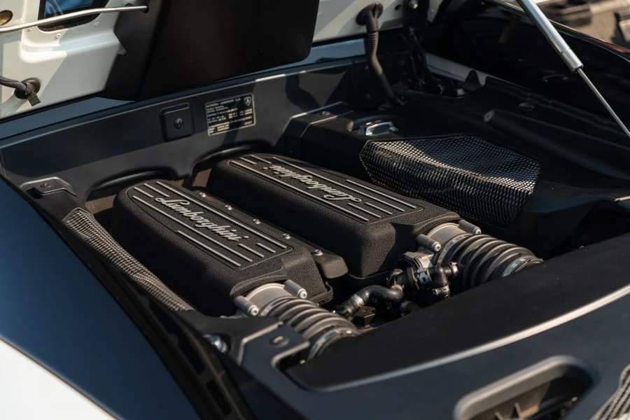 2013 Lamborghini Gallardo - Image 17 of 17
