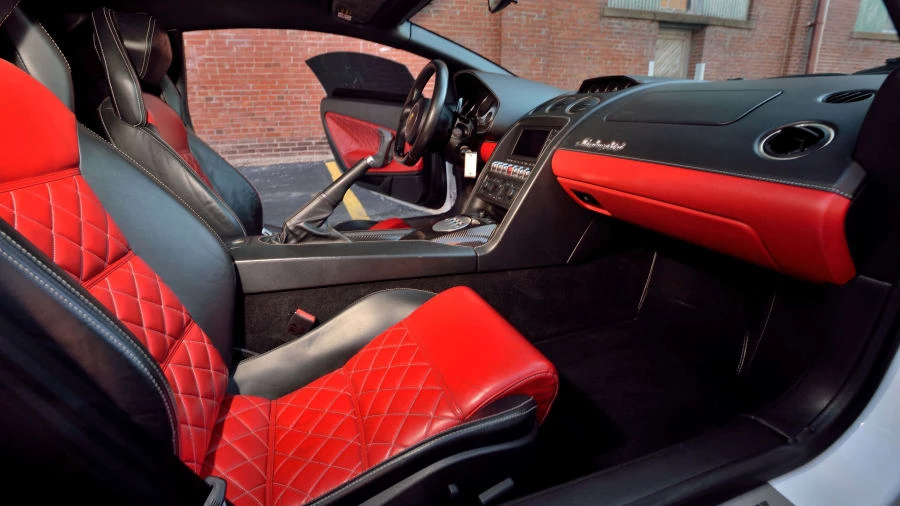2013 Lamborghini Gallardo - Image 5 of 31