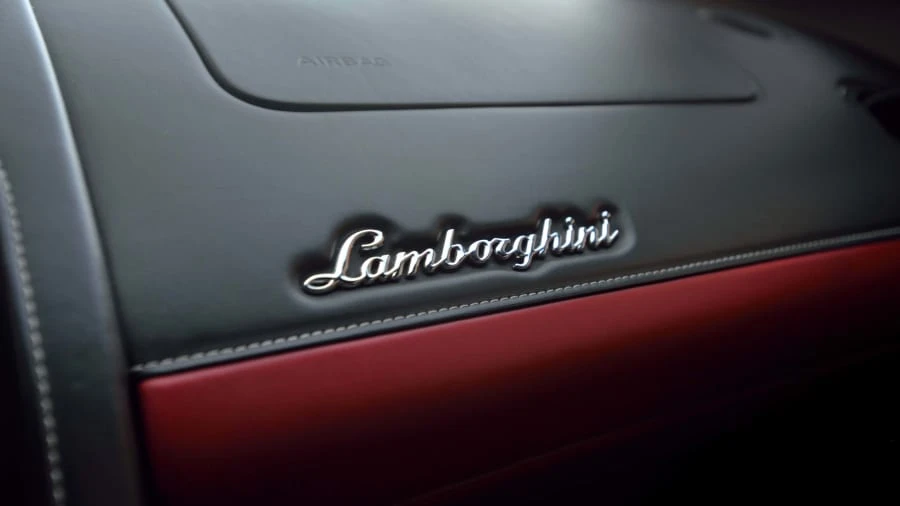 2013 Lamborghini Gallardo - Image 16 of 31