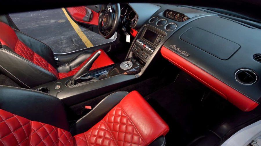 2013 Lamborghini Gallardo - Image 26 of 31