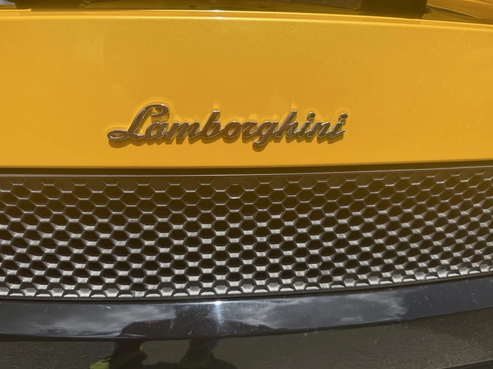 2013 Lamborghini Gallardo - Image 12 of 27