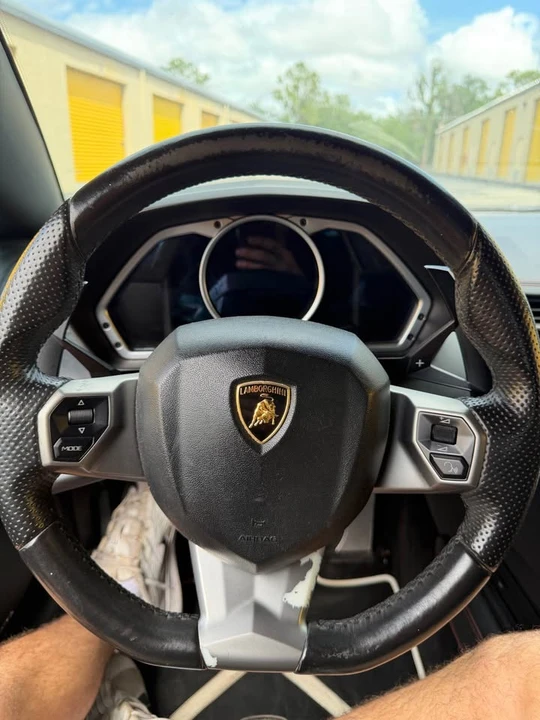 2013 Lamborghini Aventador LP700-4 - Image 8 of 16
