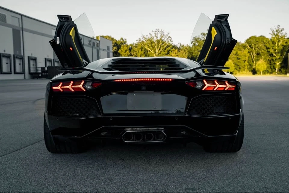 2013 Lamborghini Aventador LP700-4 - Image 13 of 13