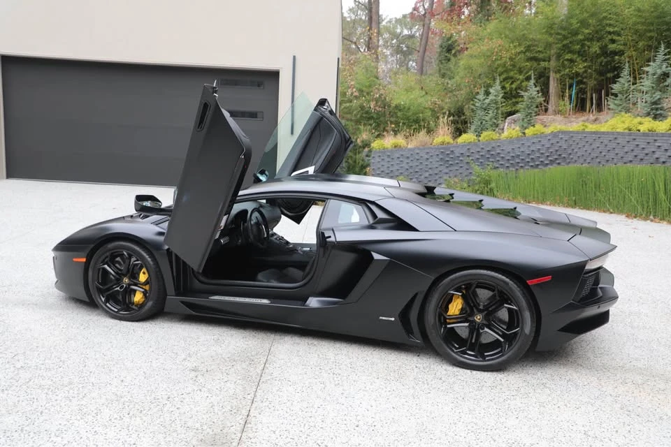 2013 Lamborghini Aventador LP700-4 - Image 8 of 20