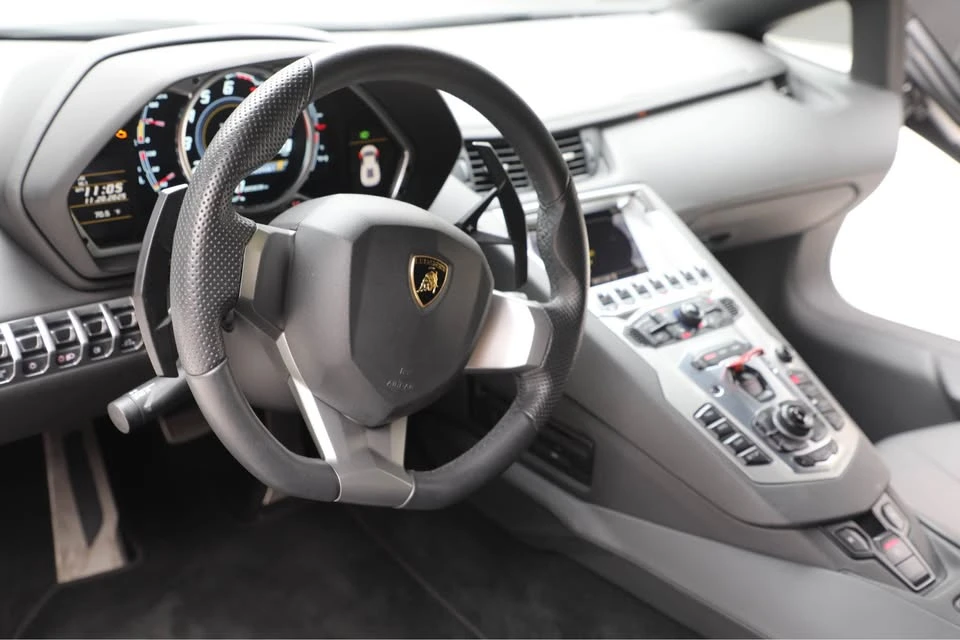 2013 Lamborghini Aventador LP700-4 - Image 3 of 20